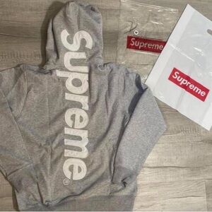 Grey Supreme Hoodie | Size Medium